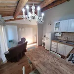 Vesionica House Perugia شقة
